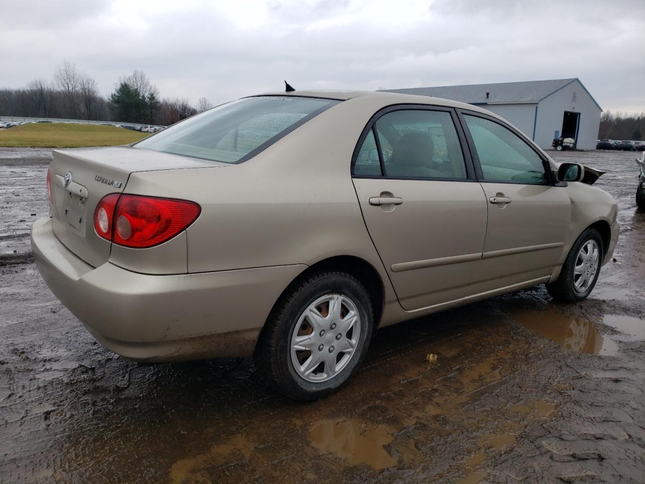 Image 3 of 2005 TOYOTA COROLLA CE 2005 with VIN 2T1BR32E45C406000