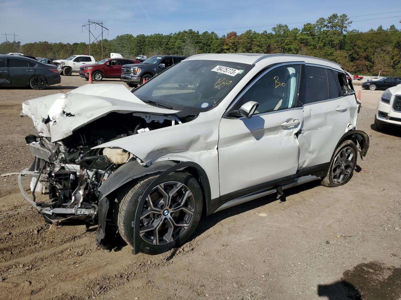 Obraz 1 z 2022 BMW X1 SDRIVE28I 2022 z VIN WBXJG7C0XN5V30610