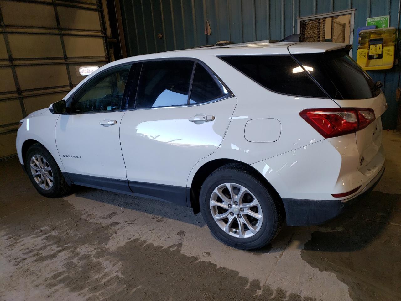 Изображение 2 2018 CHEVROLET EQUINOX LT 2018 с VIN 3GNAXJEV3JS605187