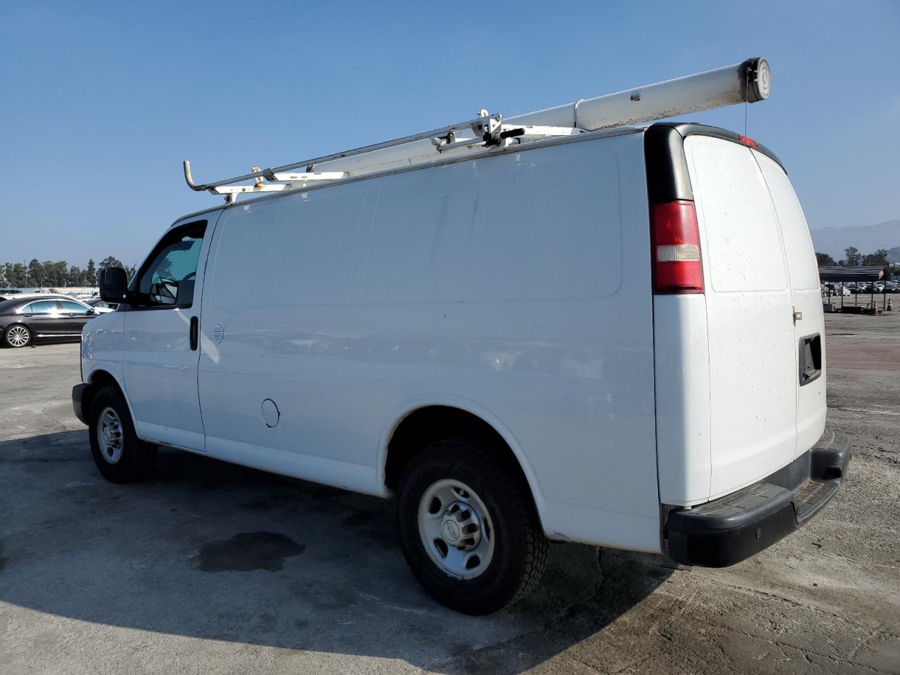 Obraz 2 z 2014 CHEVROLET EXPRESS G2500  2014 z VIN 1GCWGFCAXE1209700