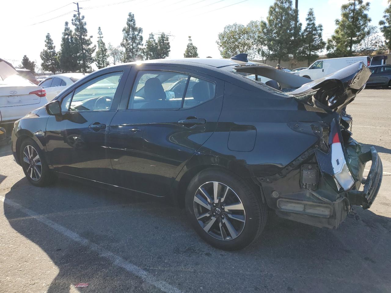 Obraz 2 z 2021 NISSAN VERSA SV 2021 z VIN 3N1CN8EV5ML876821