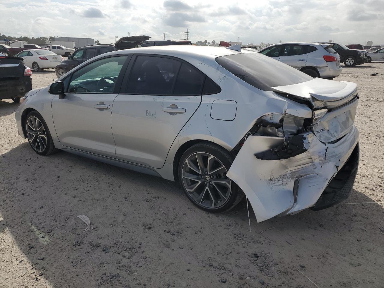 Image 2 of 2021 TOYOTA COROLLA SE 2021 with VIN 5YFS4MCE1MP082411