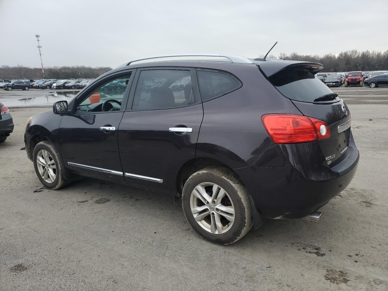 Image 2 of 2012 NISSAN ROGUE S 2012 with VIN JN8AS5MV8CW364481