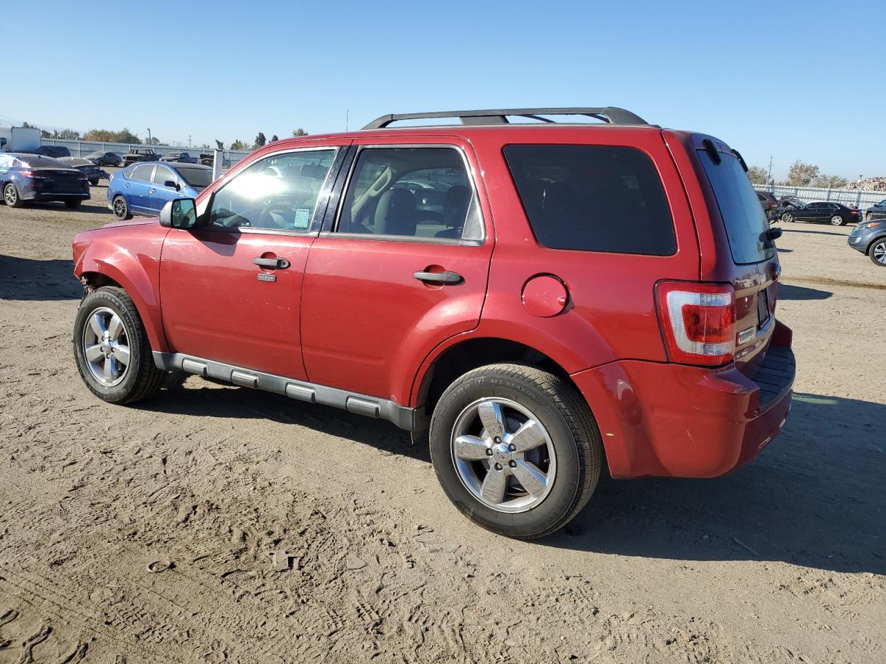 Image 2 of 2011 FORD ESCAPE XLT 2011 with VIN 1FMCU0DG4BKB84421