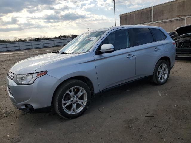 Image 1 of 2014 MITSUBISHI OUTLANDER SE 2014 with VIN JA4AZ3A33EZ005789