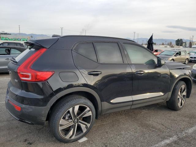 Image 3 of 2023 VOLVO XC40 PLUS 2023 with VIN YV4L12UW9P2114160