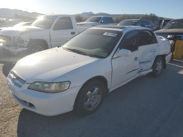 Image 1 of 1998 HONDA ACCORD EX 1998 with VIN 1HGCG1652WA020661