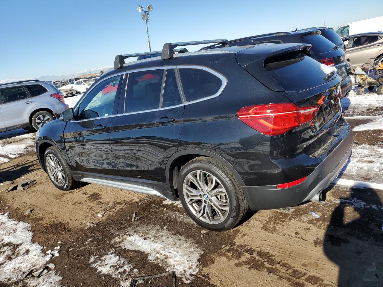 Изображение 2 2017 BMW X1 XDRIVE28I 2017 с VIN WBXHT3Z35H4A65820
