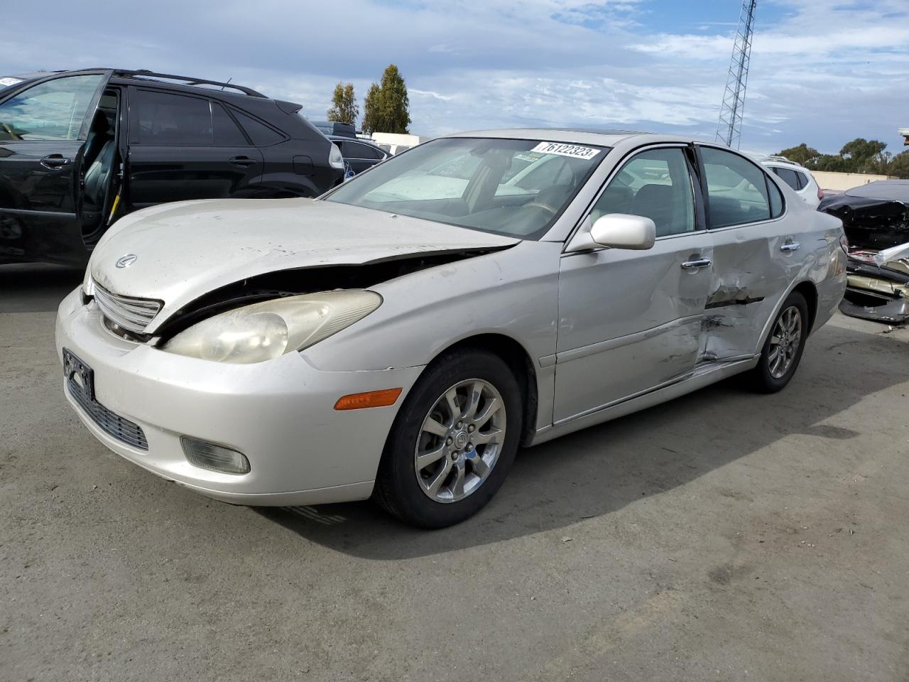 Obraz 1 z 2002 LEXUS ES 300 2002 z VIN JTHBF30G720050451