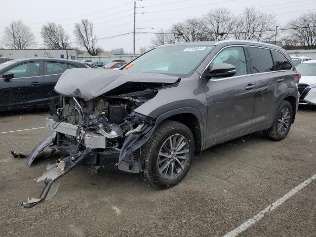 Image 1 of 2019 TOYOTA HIGHLANDER SE 2019 with VIN 5TDJZRFH6KS617205