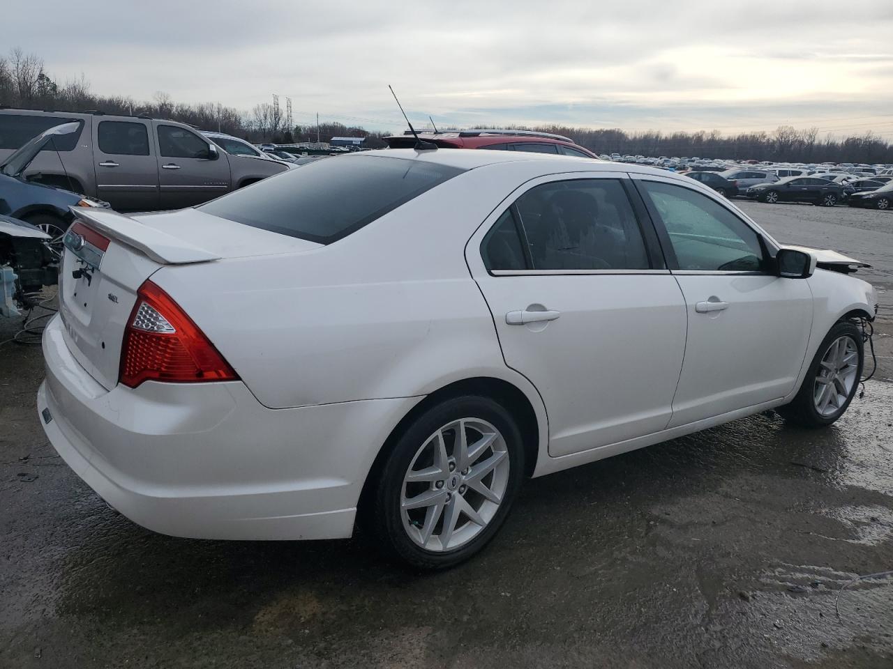 Image 3 of 2012 FORD FUSION SEL 2012 with VIN 3FAHP0JA0CR360028
