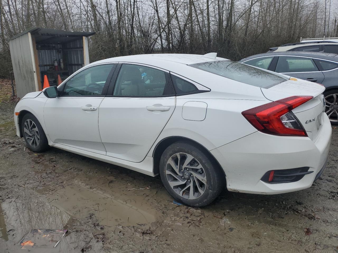 Image 2 of 2018 HONDA CIVIC EX 2018 with VIN 2HGFC2F79JH552421