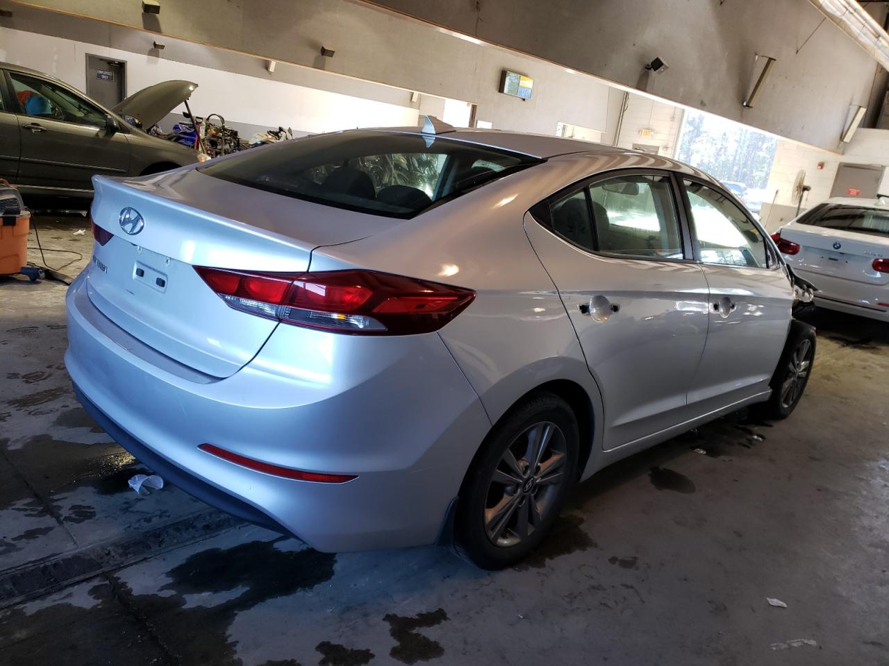 Obraz 3 z 2018 HYUNDAI ELANTRA SEL 2018 z VIN KMHD84LF2JU508381