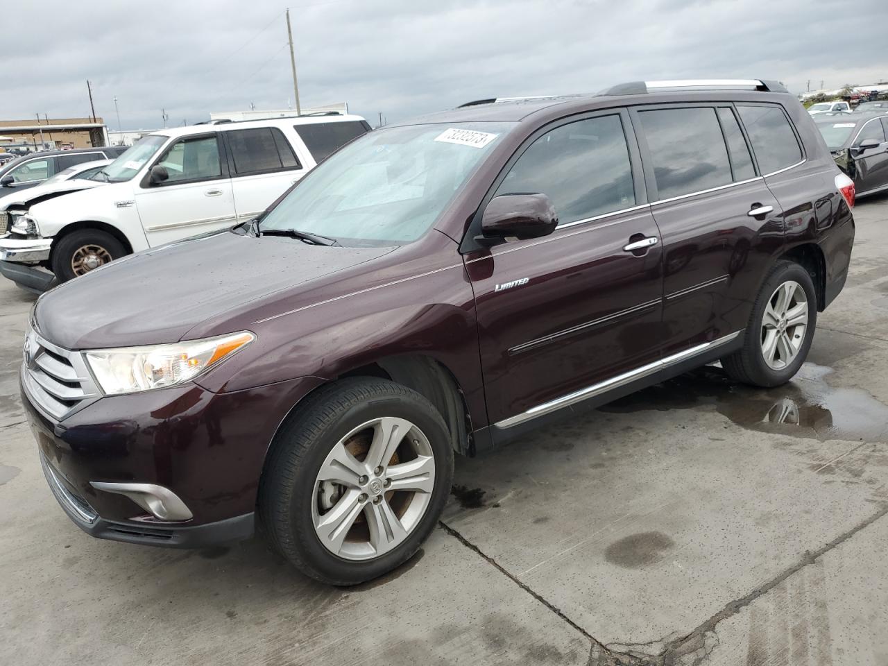 Obraz 2013 TOYOTA HIGHLANDER LIMITED 2013