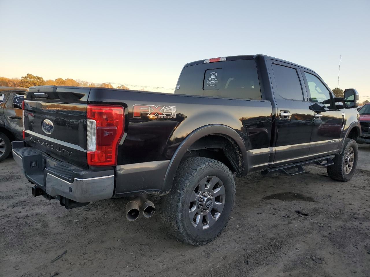 Изображение 3 2017 FORD F250 SUPER DUTY 2017 с VIN 1FT7W2BTXHEF07048