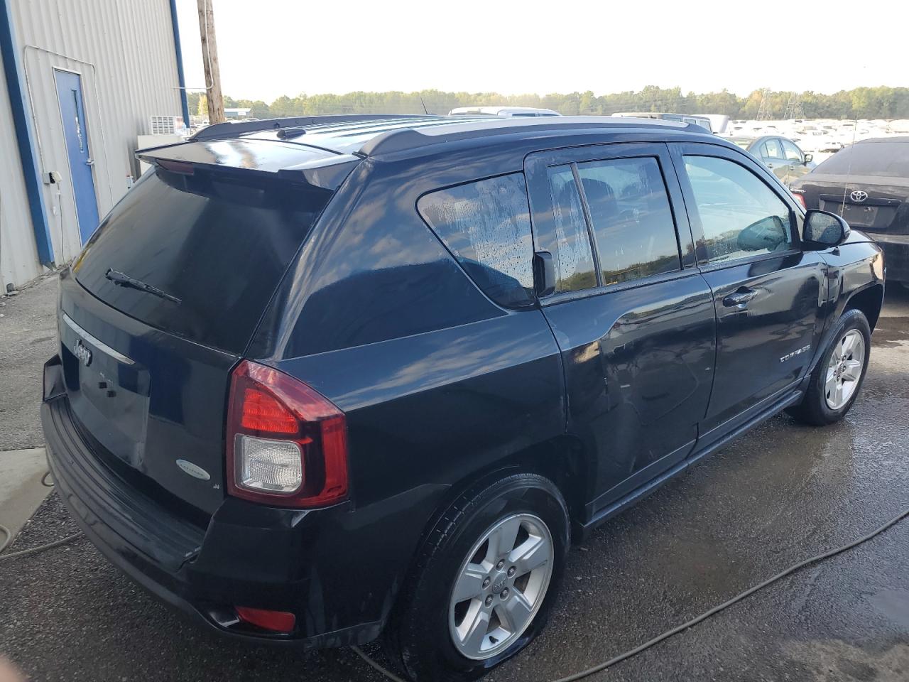 Image 3 of 2017 JEEP COMPASS LATITUDE 2017 with VIN 1C4NJCEB3HD198057