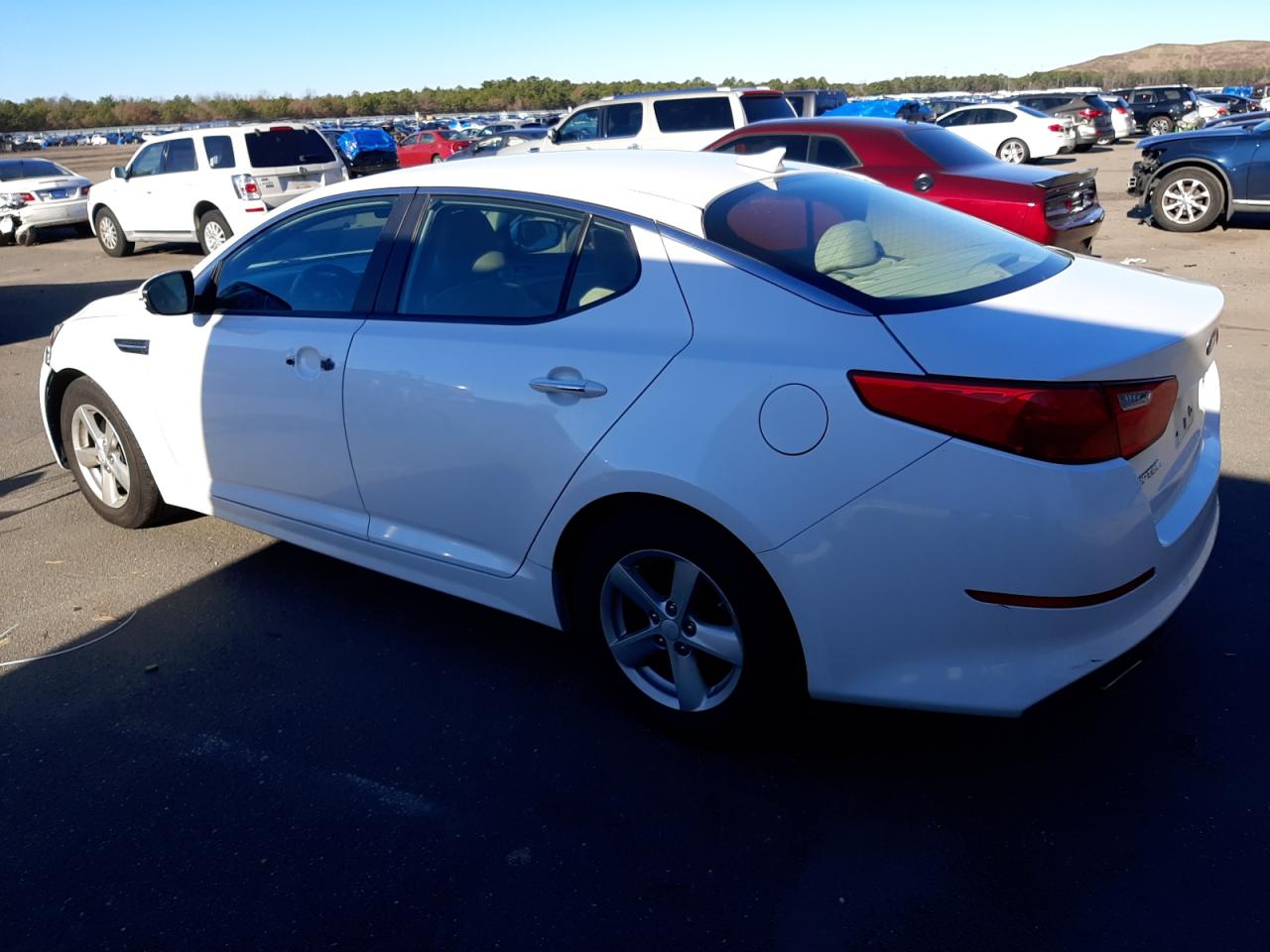 Изображение 2 2015 KIA OPTIMA LX 2015 с VIN KNAGM4A76F5600875