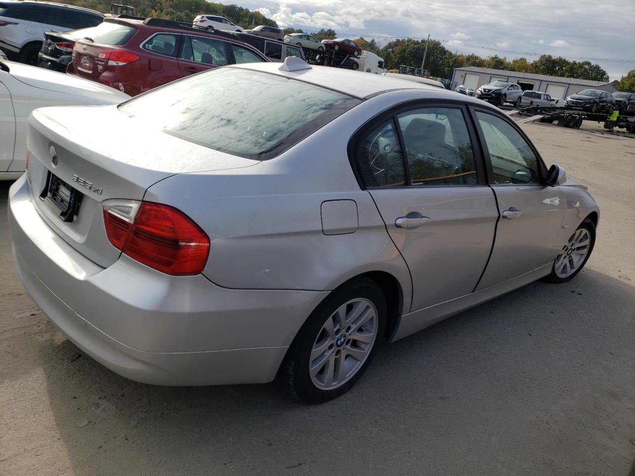Image 3 of 2006 BMW 325 XI 2006 with VIN WBAVD13596KV12485