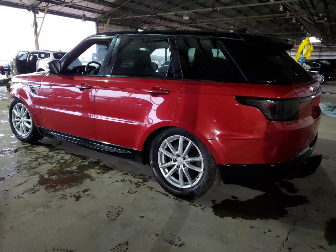 Obraz 2 z 2017 LAND ROVER RANGE ROVER SPORT SE 2017 z VIN SALWG2FV1HA667582