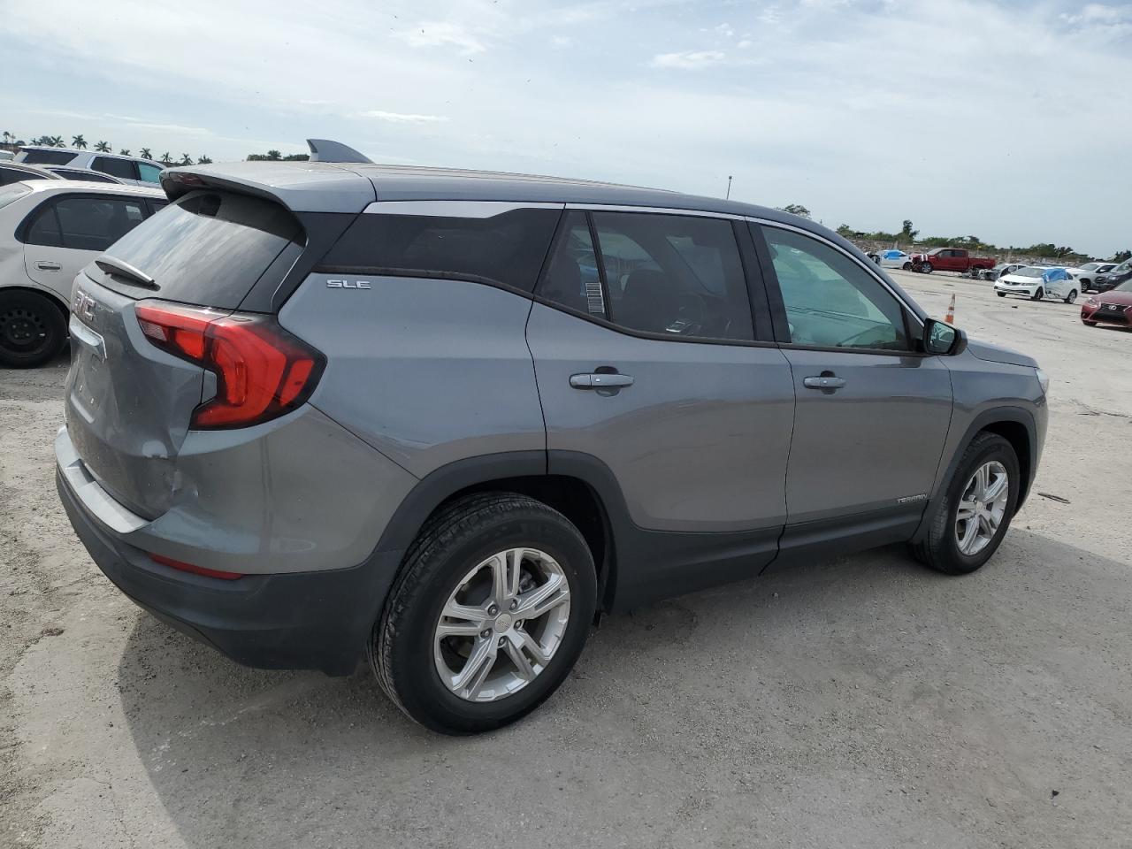 Image 3 of 2020 GMC TERRAIN SLE 2020 with VIN 3GKALMEV0LL294258