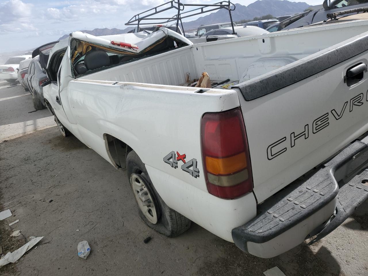 Obraz 2 z 2000 CHEVROLET SILVERADO K1500 2000 z VIN 1GCEK14V9YE421547