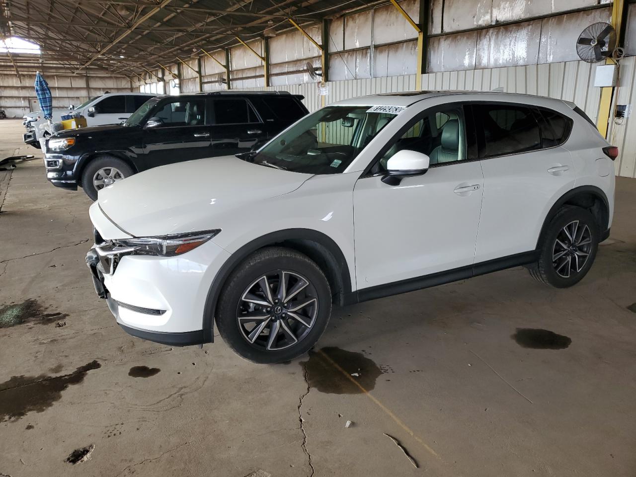 Image 1 of 2018 MAZDA CX-5 GRAND TOURING 2018 with VIN JM3KFBDM4J0430400