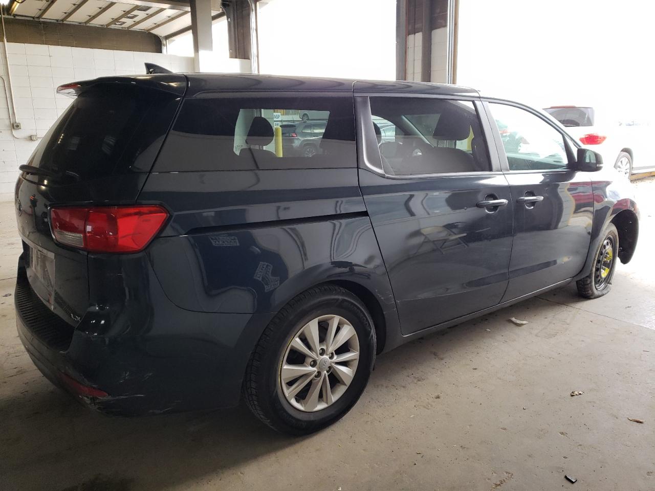 Image 3 of 2017 KIA SEDONA LX 2017 with VIN KNDMB5C18H6241200