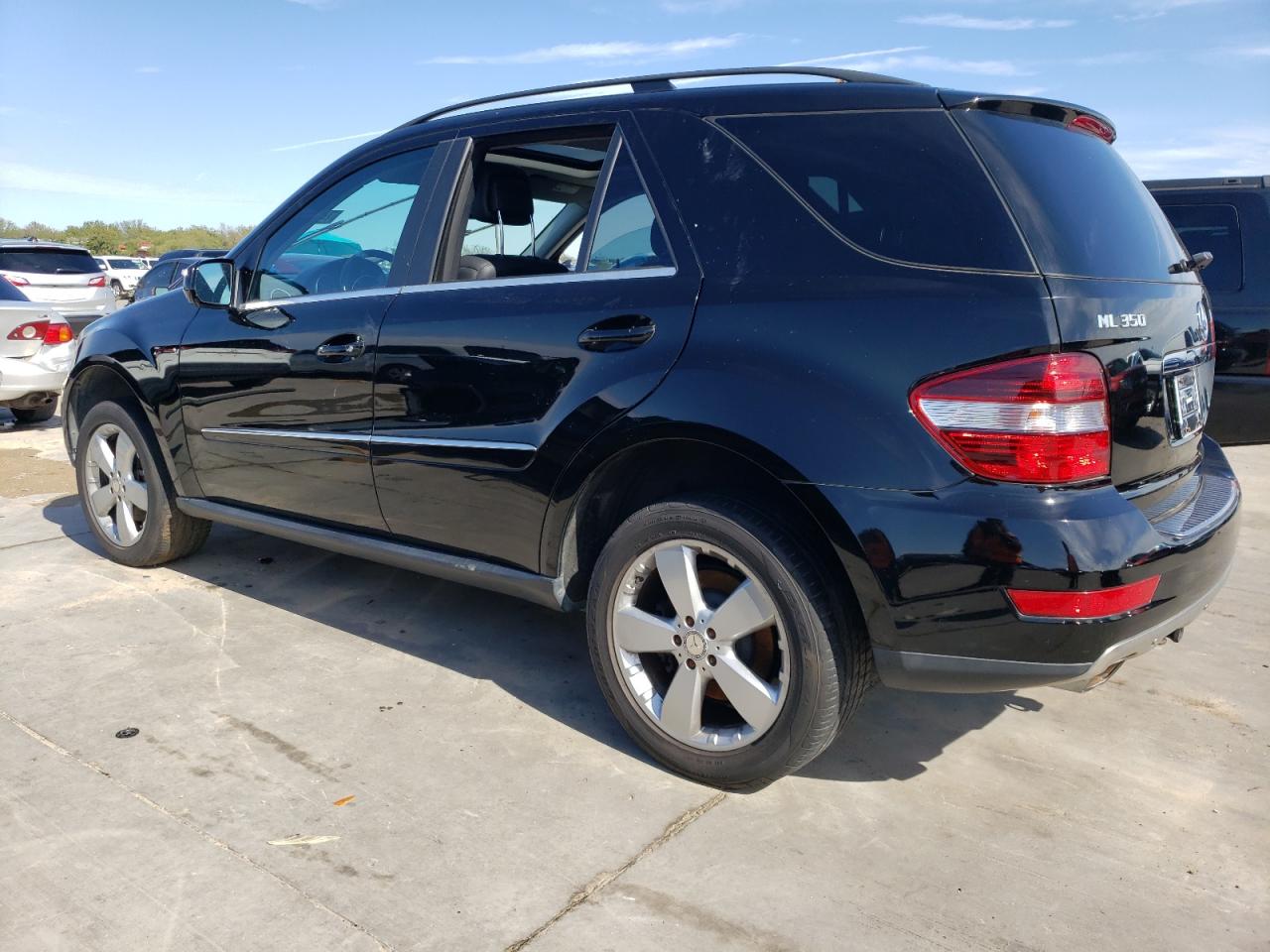 Obraz 2 z 2010 MERCEDES-BENZ ML 350 4MATIC 2010 z VIN 4JGBB8GB6AA574683