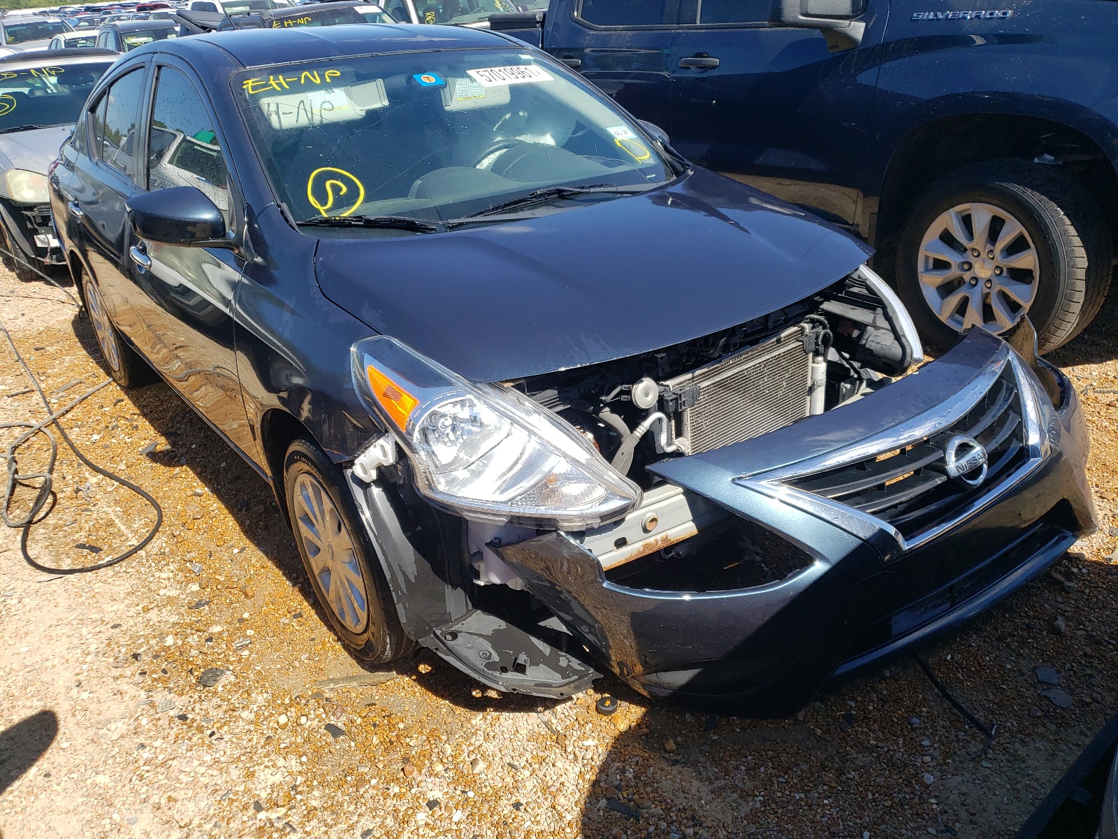 Obraz 1 z 2017 NISSAN VERSA S 2017 z VIN 3N1CN7AP2HL884320