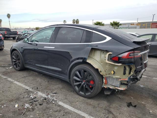 Obraz 2 z 2017 TESLA MODEL X  2017 z VIN 5YJXCAE22HF077584