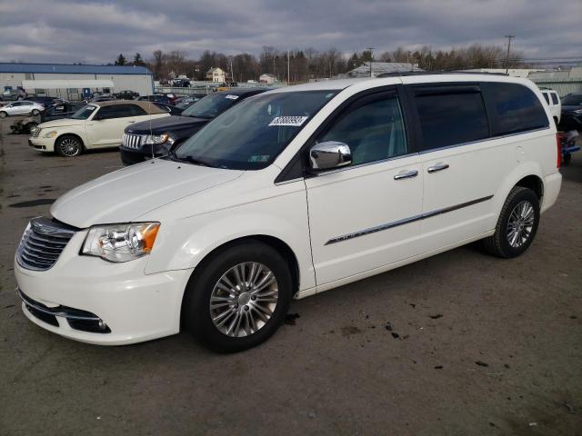 Изображение 2013 CHRYSLER TOWN AND COUNTRY TOURING L 2013