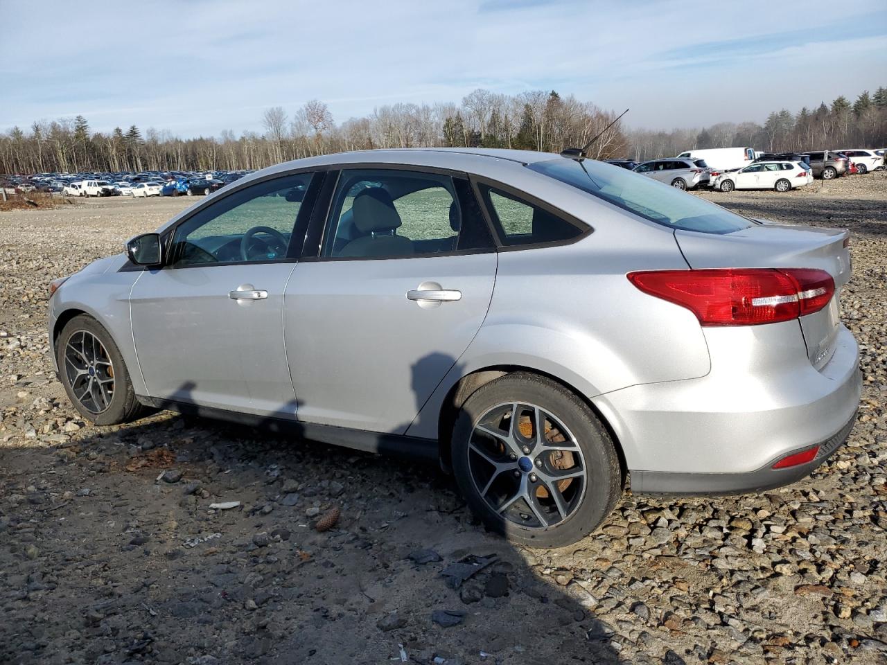 Image 2 of 2017 FORD FOCUS SE 2017 with VIN 1FADP3FE6HL289533