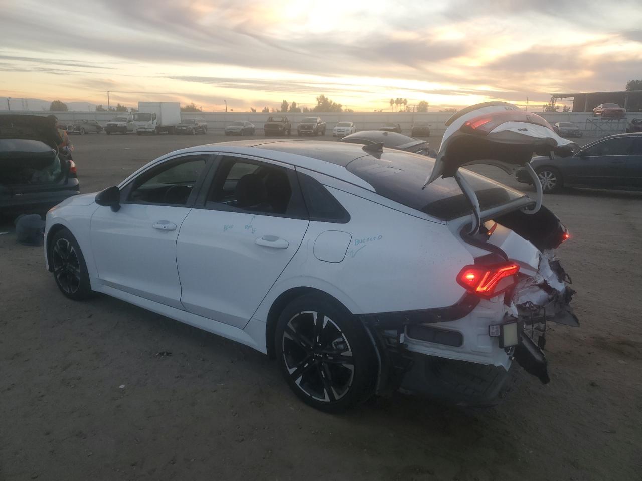 Image 2 of 2022 KIA K5 GT LINE 2022 with VIN 5XXG64J25NG118944