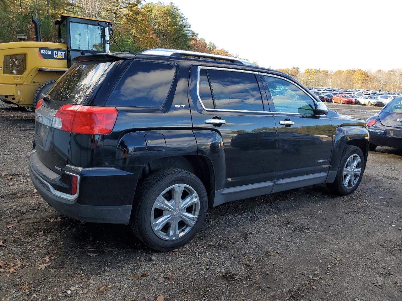 Image 3 of 2017 GMC TERRAIN SLT 2017 with VIN 2GKFLUEK7H6312696