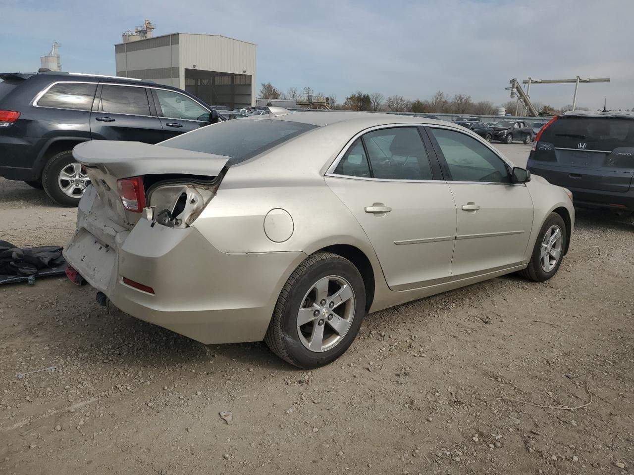 Image 3 of 2015 CHEVROLET MALIBU 1LT 2015 with VIN 1G11C5SL9FF131801