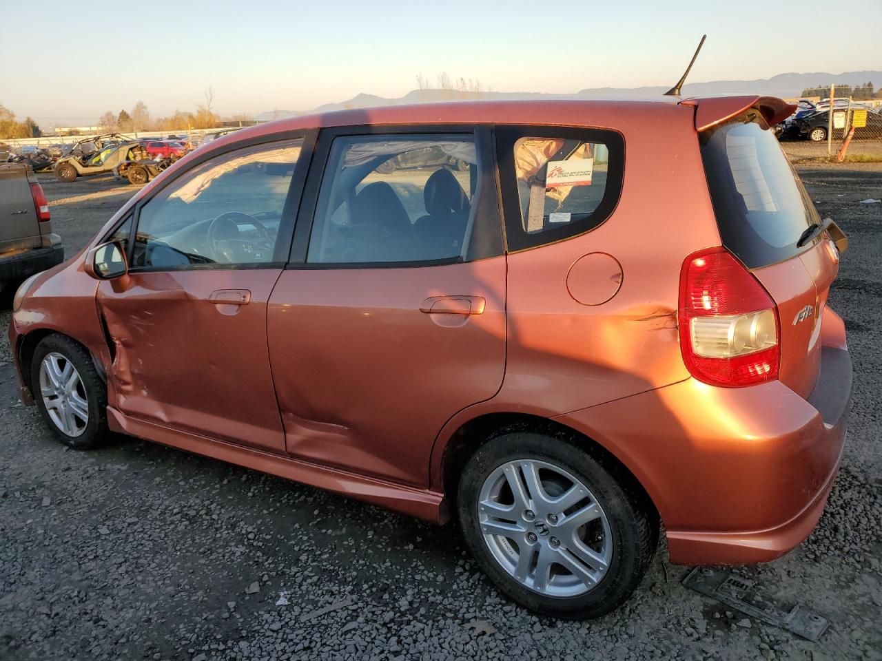 Изображение 2 2007 HONDA FIT S 2007 с VIN JHMGD37617S036792