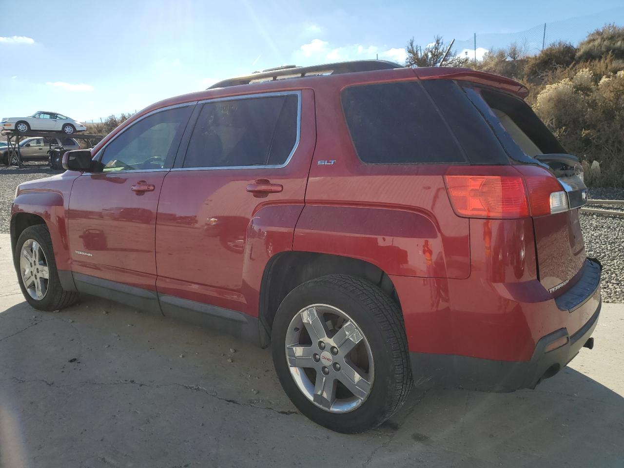 Image 2 of 2013 GMC TERRAIN SLT 2013 with VIN 2GKFLVE38D6202538
