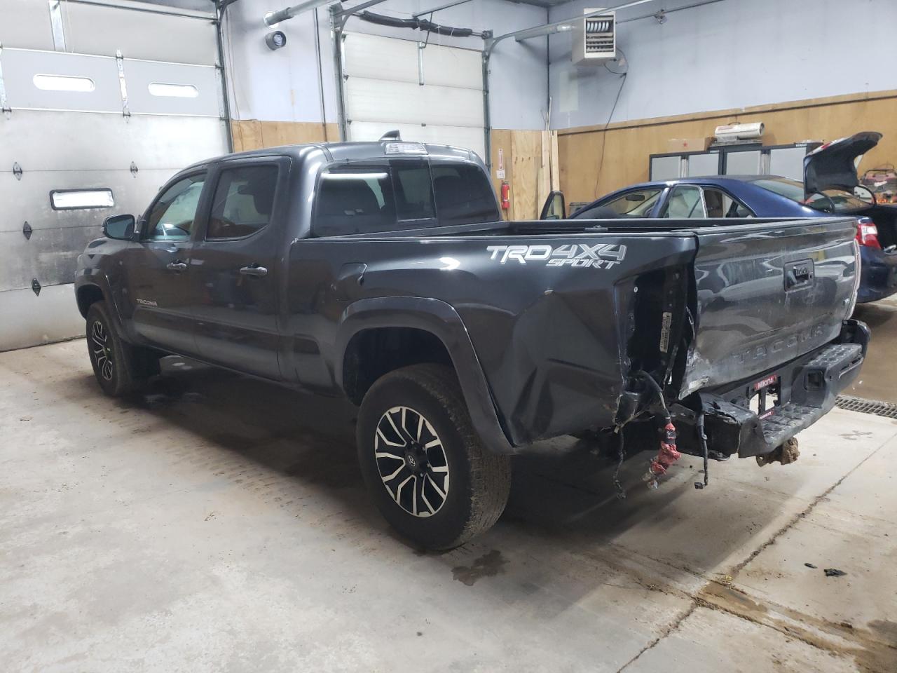 Изображение 2 2020 TOYOTA TACOMA DOUBLE CAB 2020 с VIN 3TMDZ5BN8LM097558