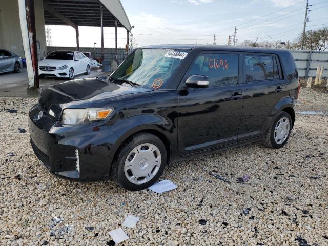 Obraz 1 z 2013 TOYOTA SCION XB  2013 z VIN JTLZE4FE0DJ034513