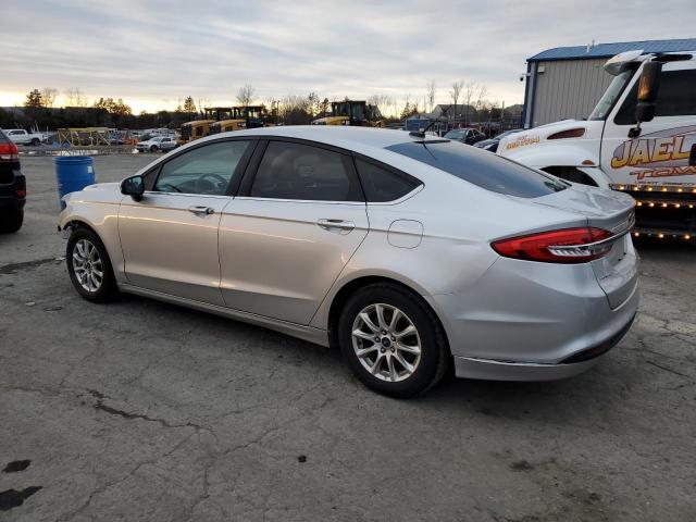 Изображение 2 2017 FORD FUSION S 2017 с VIN 3FA6P0G74HR154009