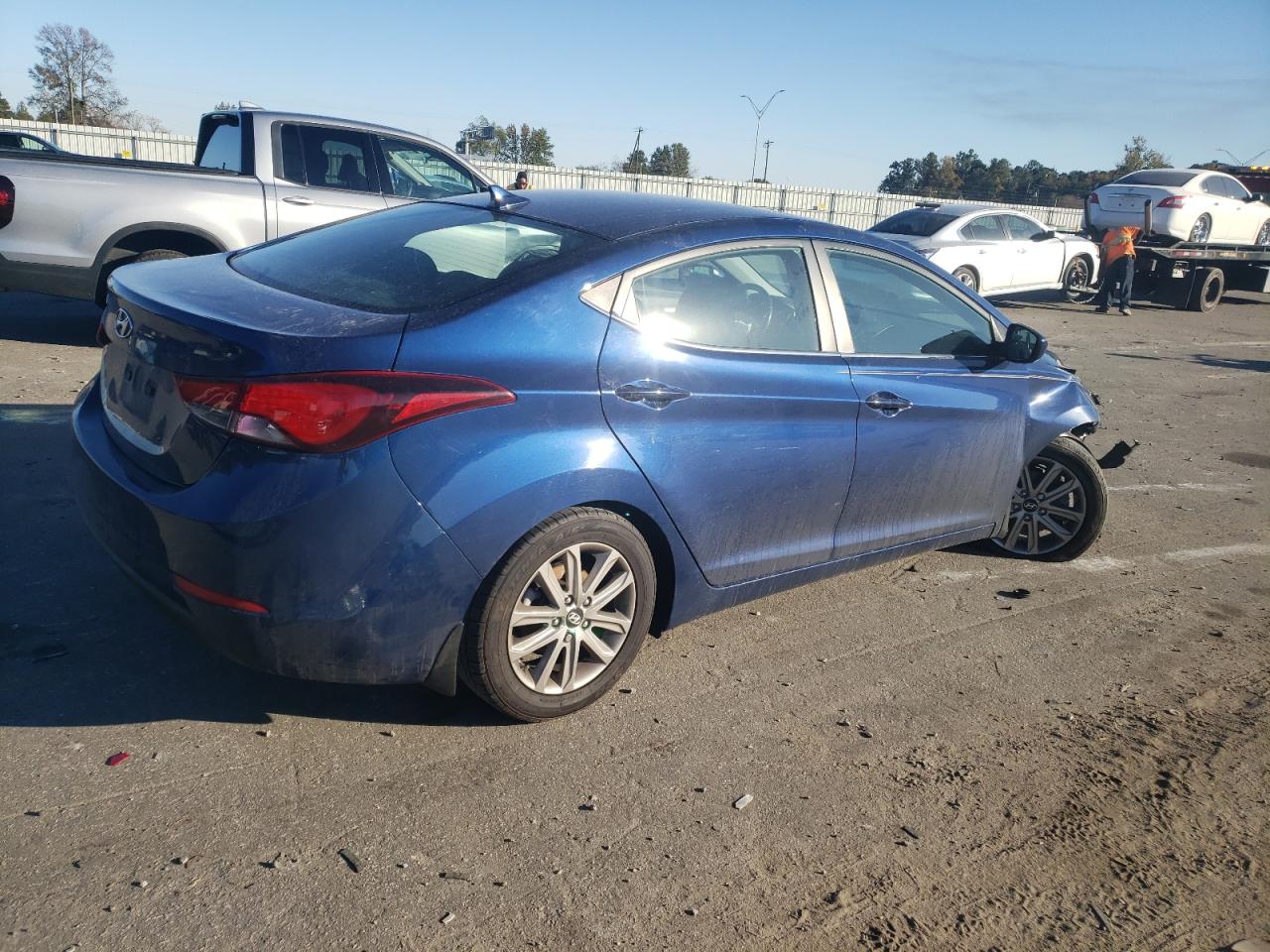Image 3 of 2015 HYUNDAI ELANTRA SE 2015 with VIN 5NPDH4AE1FH553635