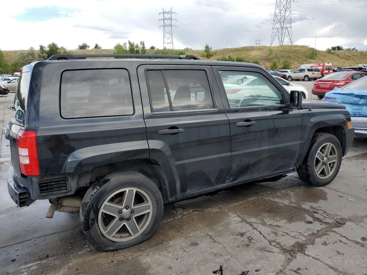 Image 3 of Jeep Patriot Sport 2008 with VIN 1J8FF28W38D778478