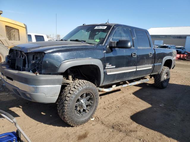 Image 1 of 2004 CHEVROLET SILVERADO K2500 HEAVY DUTY 2004 with VIN 1GCHK23174F155435