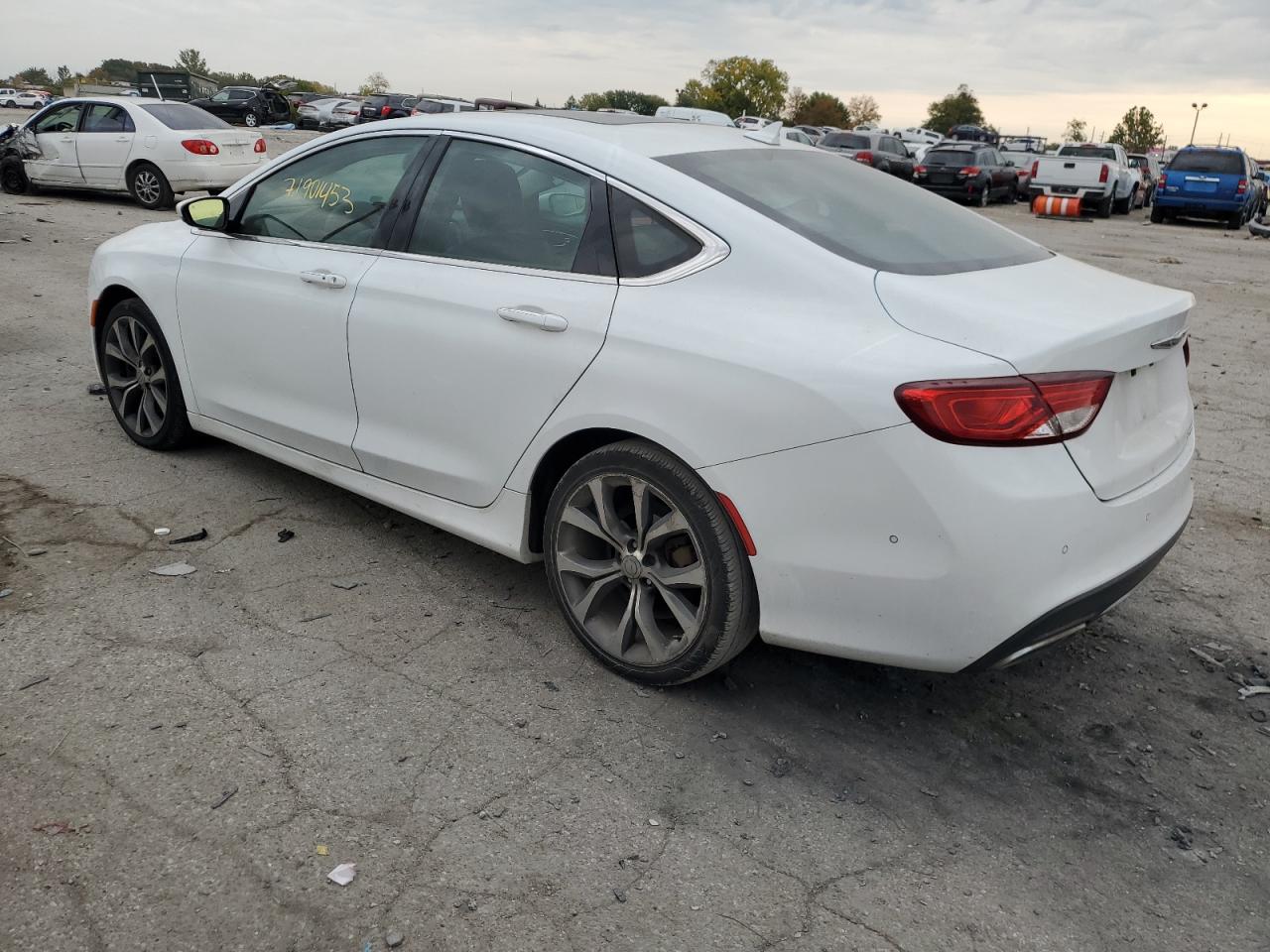Изображение 2 2015 CHRYSLER 200 C 2015 с VIN 1C3CCCCG1FN510419