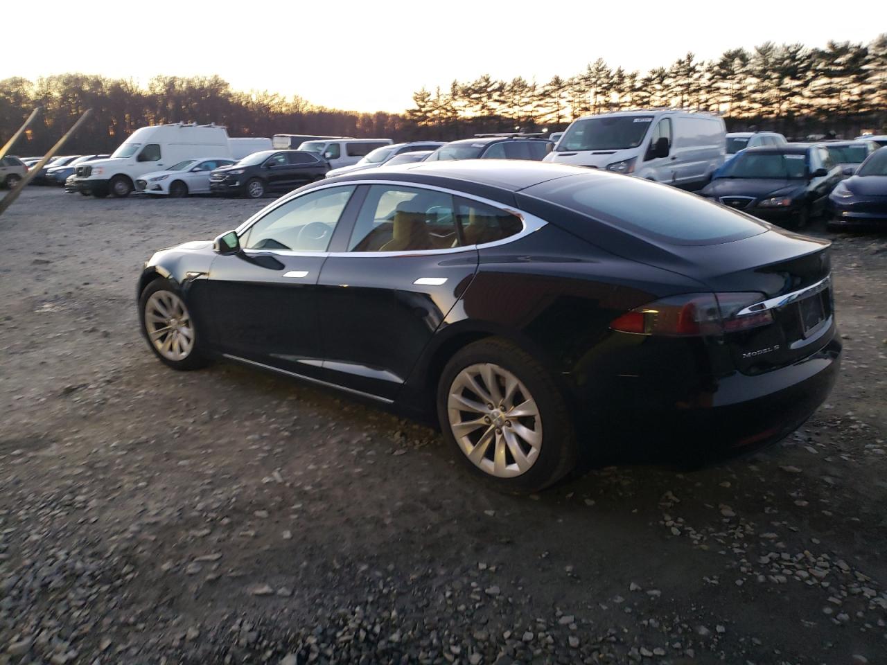 Image 2 of 2016 TESLA MODEL S  2016 with VIN 5YJSA1E2XGF137464