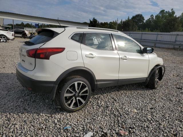 Image 3 of 2019 NISSAN ROGUE SPORT S 2019 with VIN JN1BJ1CP5KW523618