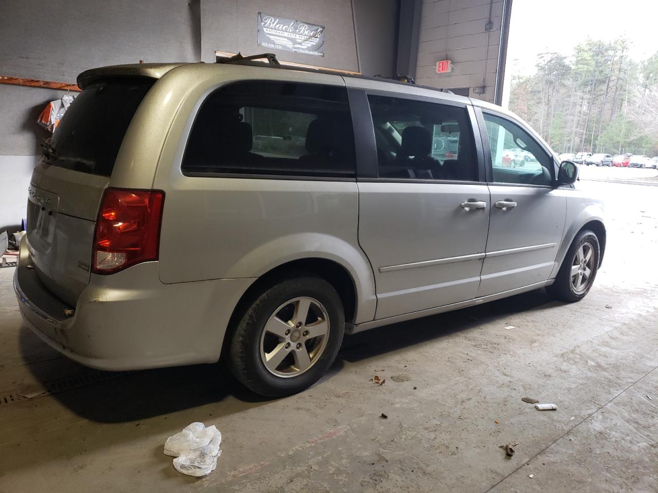 Image 3 of 2012 DODGE GRAND CARAVAN SXT 2012 with VIN 2C4RDGCG3CR342274