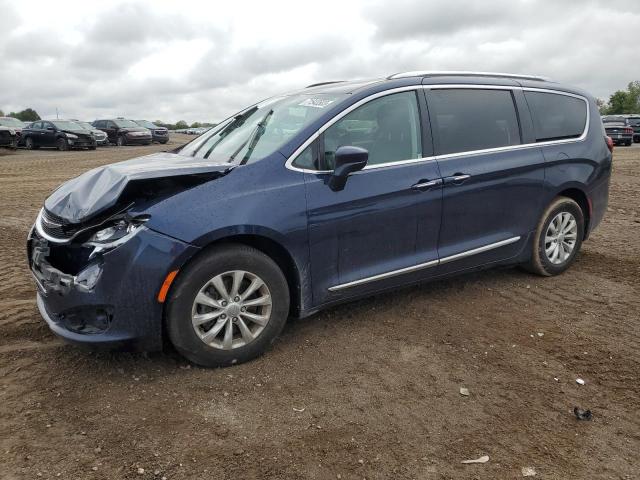 Image 1 of 2018 CHRYSLER PACIFICA TOURING L 2018 with VIN 2C4RC1BG3JR158080