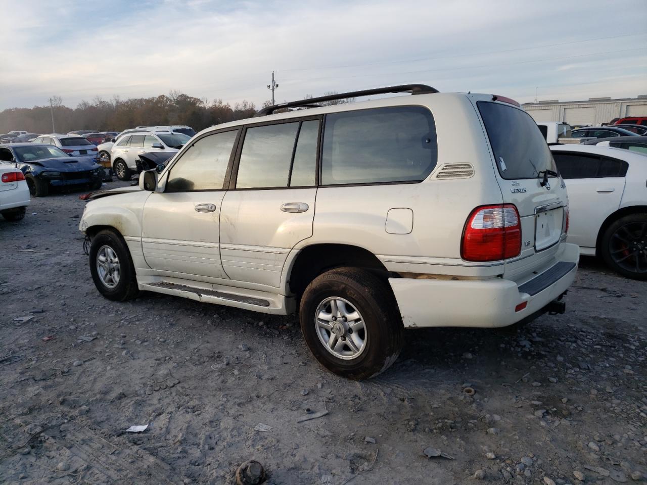 Image 2 of 1999 LEXUS LX 470 1999 with VIN JT6HT00W7X0047400