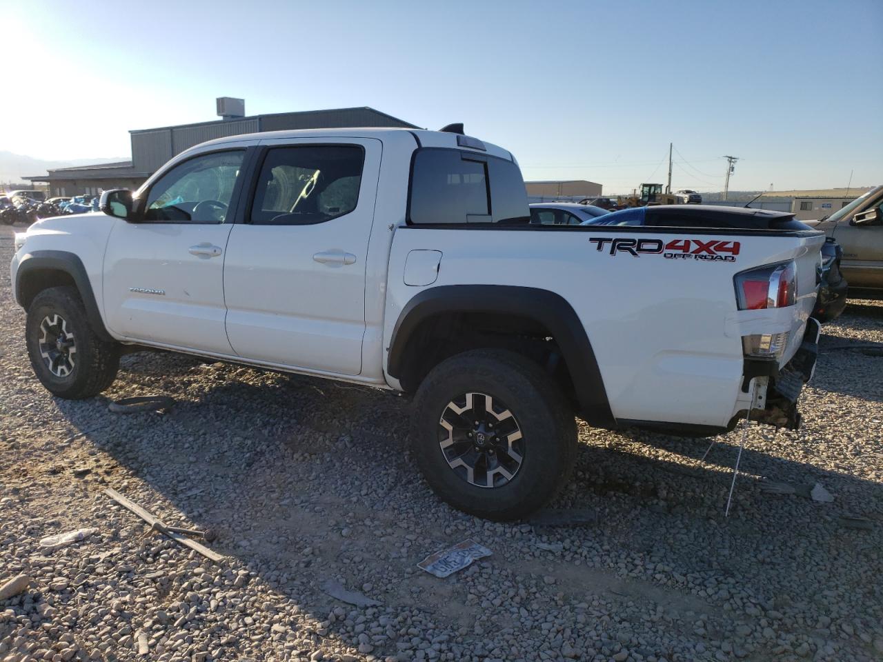Image 2 of 2022 TOYOTA TACOMA DOUBLE CAB 2022 with VIN 3TMCZ5AN9NM476195